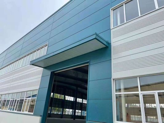 पूर्वनिर्मित इस्पात फ्रेम कार्यशाला किट जस्ती धातु से निर्मित गैरेज भवन