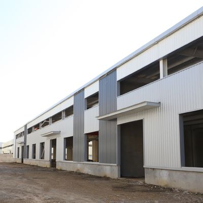 पूर्वनिर्मित इस्पात फ्रेम इस्पात संरचना भवन गोदाम कार्यशाला Q235 Q355B